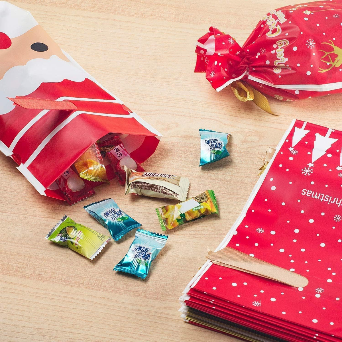 50 PCS Christmas Candy Bag Christmas Treat Bags Candy Goodies Plastic Drawstring Gift Bags Merry Christmas Treat Bags for Birthday Party Snack Wrapping Wedding Gift Party Favor Merry X-Mas