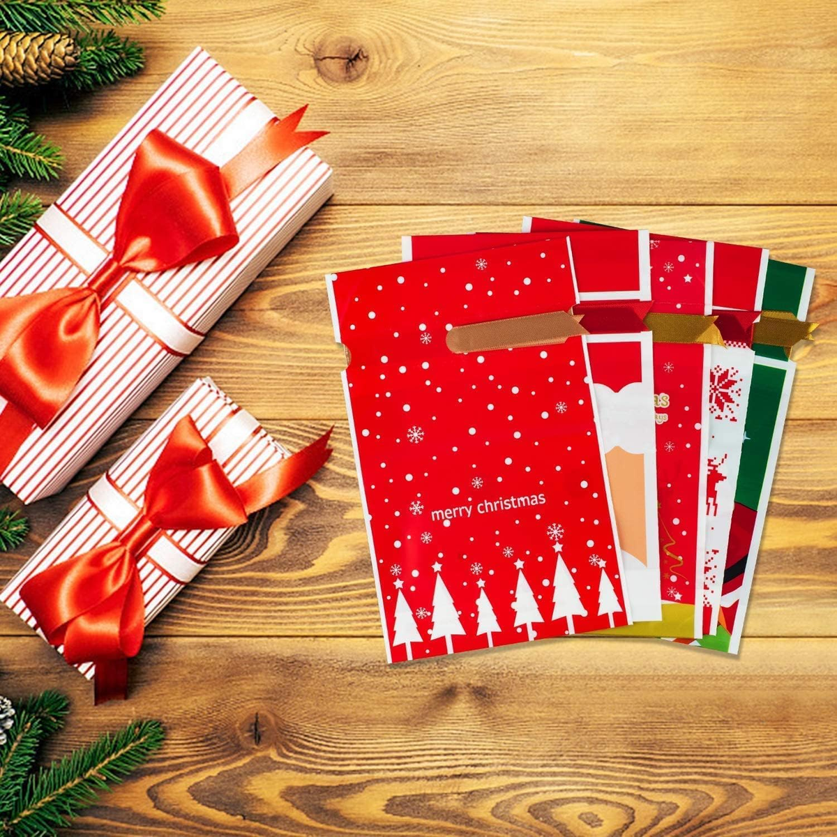 50 PCS Christmas Candy Bag Christmas Treat Bags Candy Goodies Plastic Drawstring Gift Bags Merry Christmas Treat Bags for Birthday Party Snack Wrapping Wedding Gift Party Favor Merry X-Mas